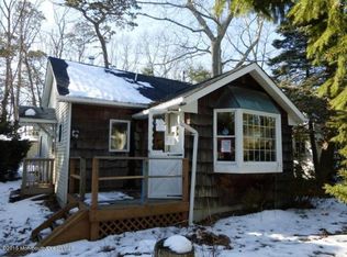 4 Riverside Dr W, Brick, NJ 08723