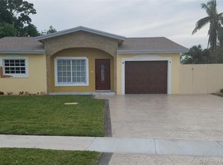 6608 Salem St, Pompano Beach, FL 33068