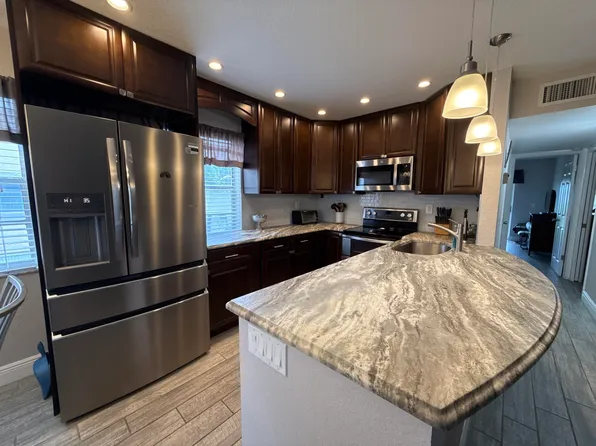 29 Flanders Trl #A, Delray Beach, FL 33484