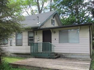 1417 W Main St, Centralia, WA 98531