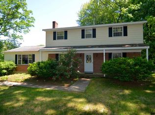 72 Blue Spruce Ln, Ballston Lake, NY 12019