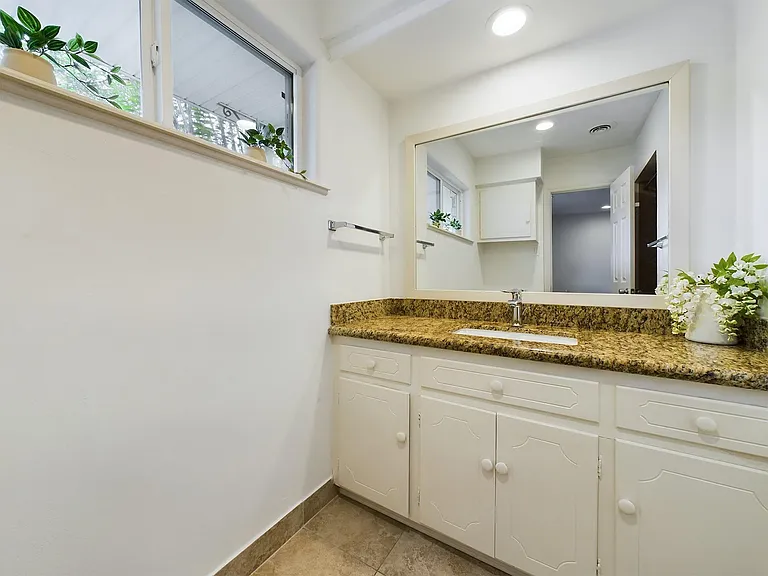 5627 Winsome Ln — Photo 21