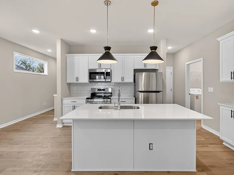 Lexington Park Townhome Rentals — Photo 8