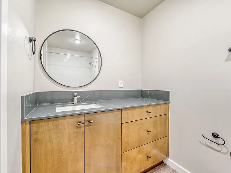 6310 N Maryland Ave #103 — Photo 6