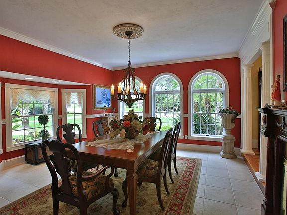 5th image of 60 Audubon Ln