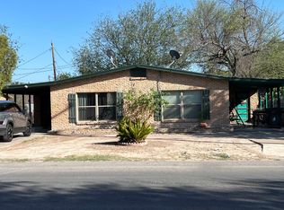 909 E 10th St, Del Rio, TX 78840