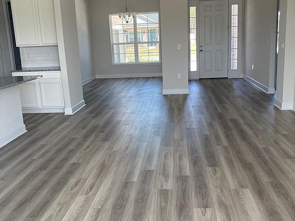 2nd image of 106 Daniel Creek Ct
