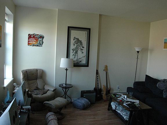 3rd image of 851 Bergen Ave #401