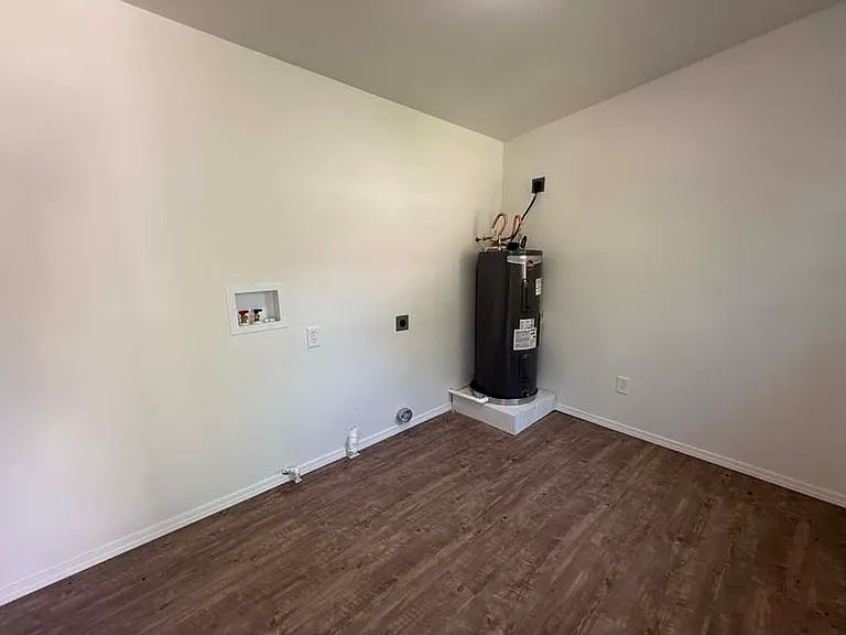 1203 S 5th St — Photo 19