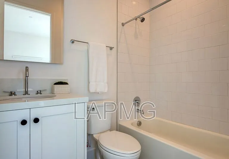 6018 Comey Ave — Photo 20