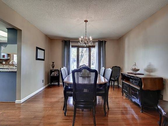 Formal dining room