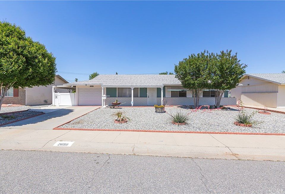 2nd image of 26150 Fountain Bleu Dr