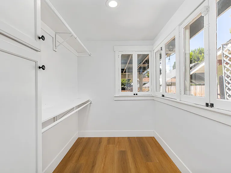 3844 Linwood Pl — Photo 26