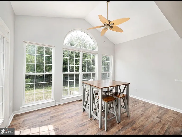 9333 Birch Cliff Dr — Photo 11