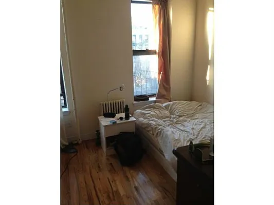 Rented by Crosstown Apartments NYC | media 9