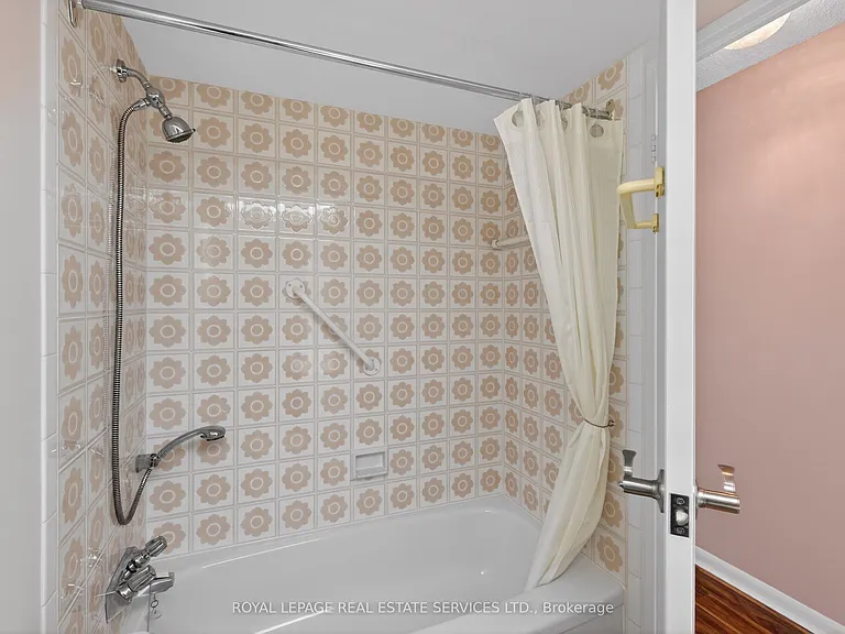 2185 Marine Dr #505 — Photo 35