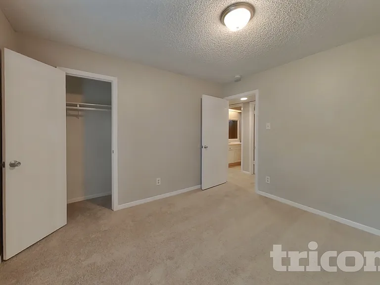 16726 Britford — Photo 13
