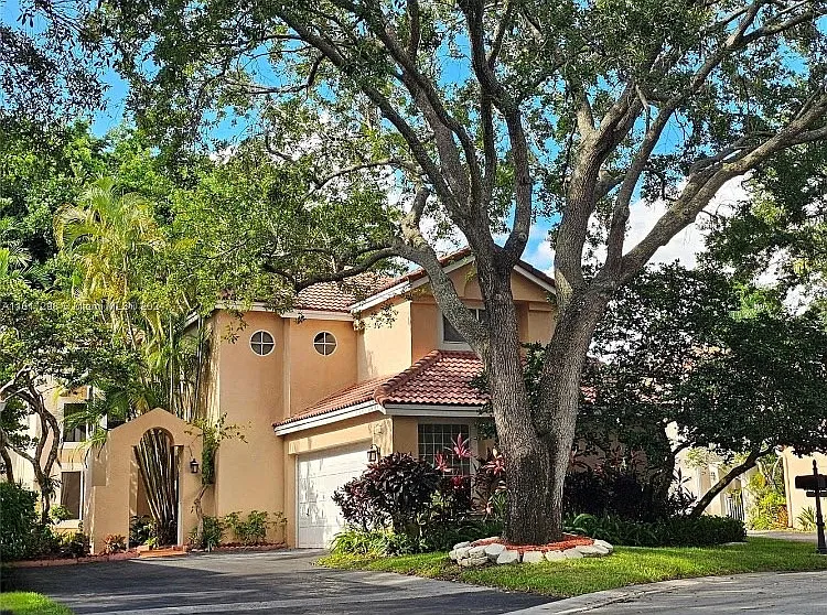 10019 NW 5th St — Photo 26
