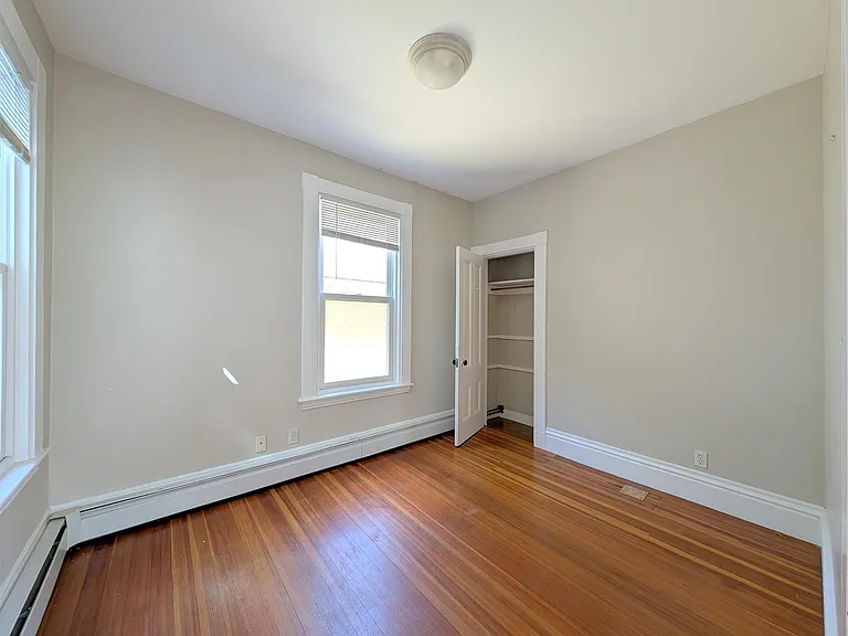 20 Park Ave #1 — Photo 5