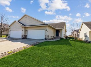 1027 SW Springfield Dr, Ankeny, IA 50023