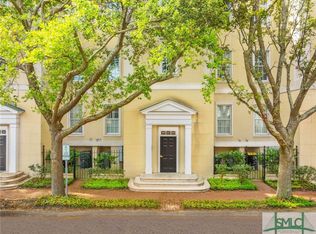 323 W Charlton St, Savannah, GA 31401