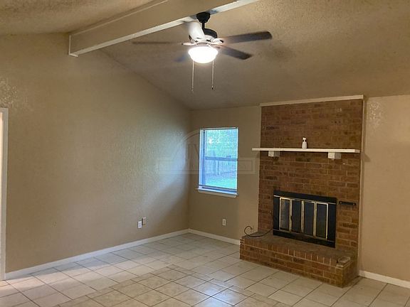 4th image of 1805 Galaxy Dr