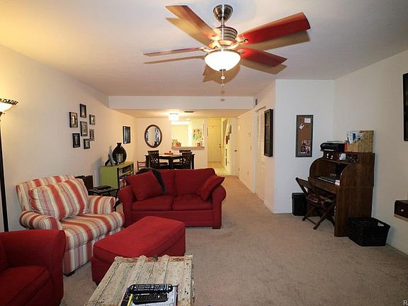 5th image of 186 E Glassboro Ct APT 2B