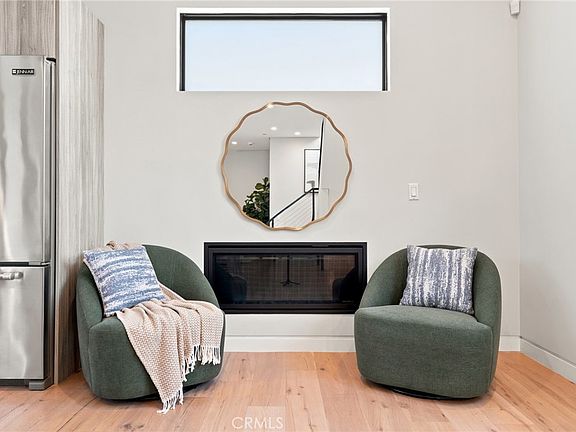 5th image of 425 N Alfred St #2