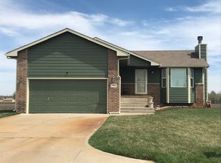 700 S Eastridge St, Valley Center, KS 67147