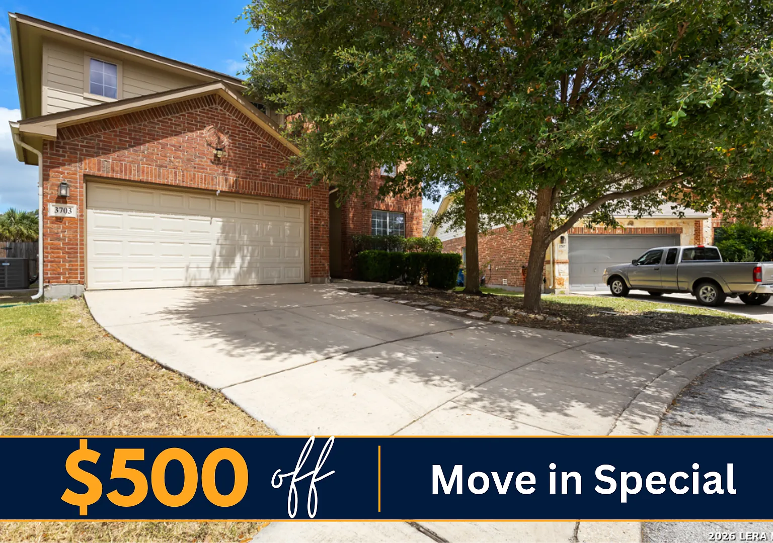 Charming Home Awaits: Spacious & in a Prime Location — Photo 1