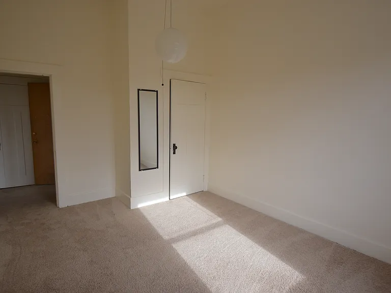 100 N 39th St #6 — Photo 14