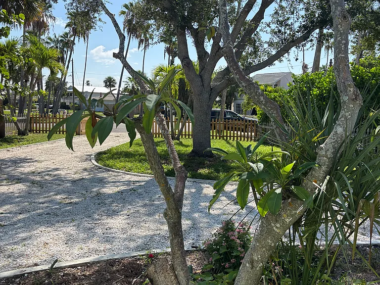 3516 E Maritana Dr — Photo 30
