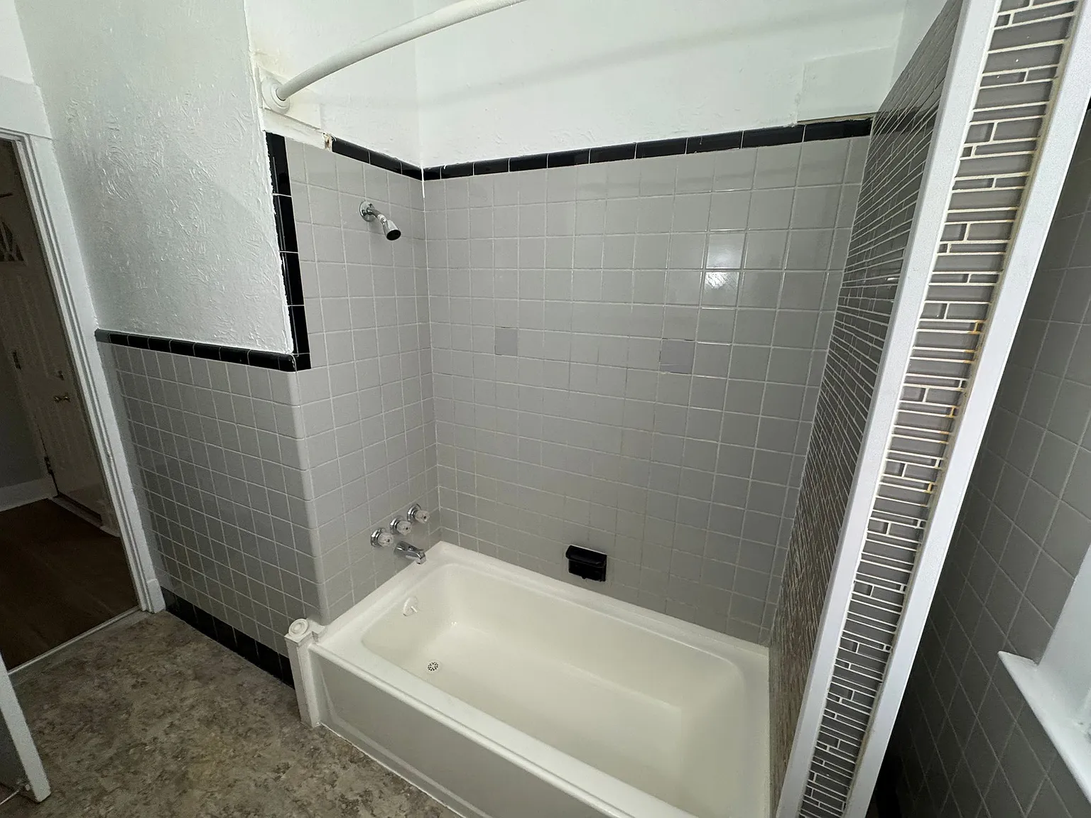 3 bed, $1,750 — Photo 3