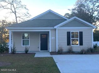 1762 Whispering Pine St SW, Ocean Isle Beach, NC 28469