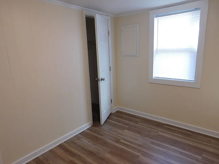 423 Bouy St — Photo 17