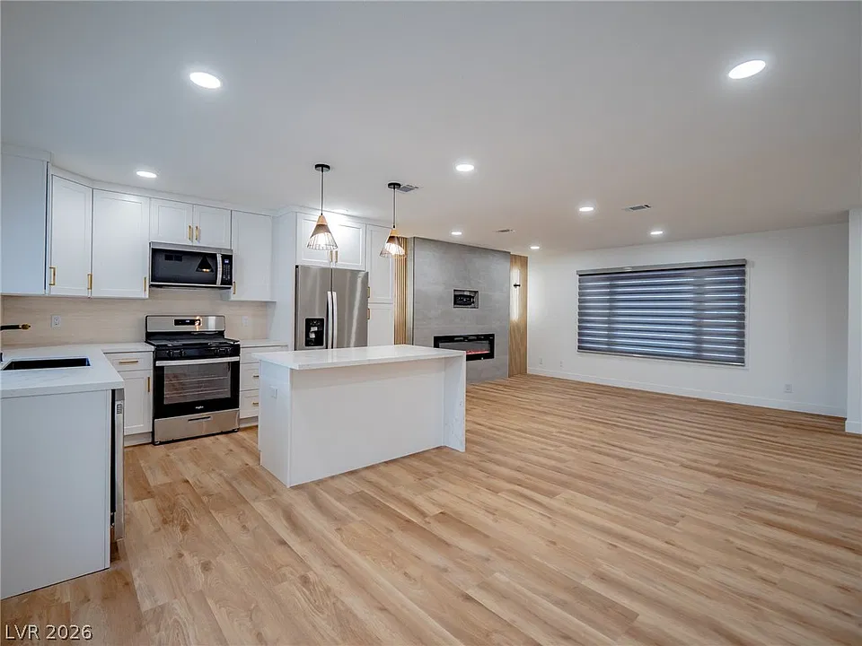 4356 Cloverhill Ct