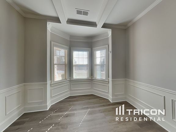 4th image of 120 Longmeadow Ct