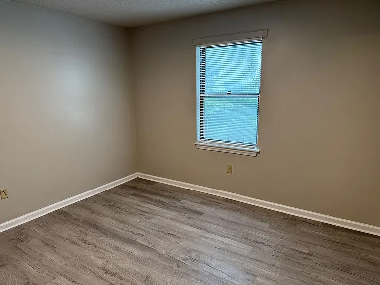 45 Vera Dr #9 — Photo 6