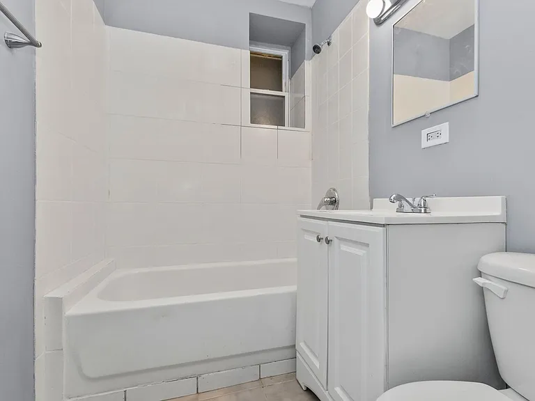 5226 S Michigan Ave — Photo 12