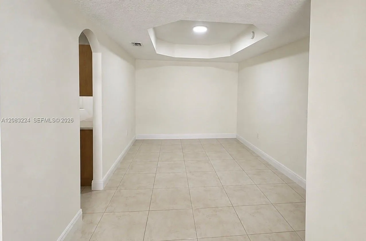 The Courts At Doral Isles — Photo 1