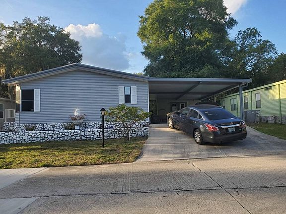 2nd image of 1969 Abbeyview Dr