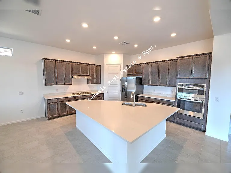 10734 N Cactus Point Dr — Photo 3
