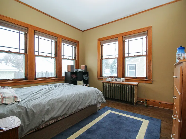 1404 University Ave NE #1 — Photo 8