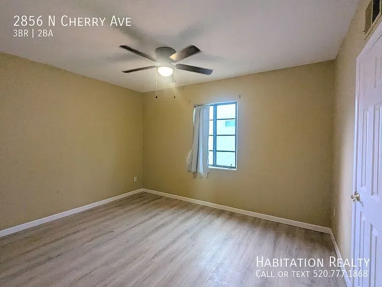 2856 N Cherry Ave — Photo 9