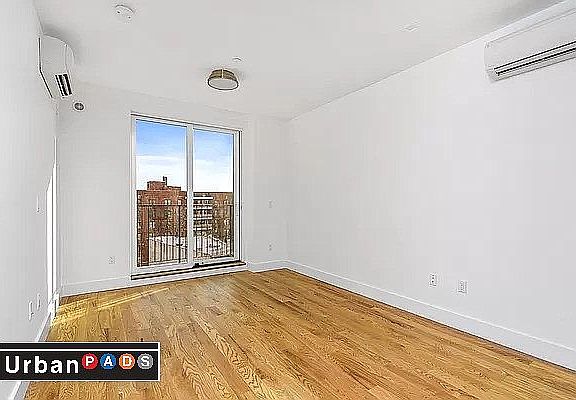4th image of 1496 Fulton St #7B