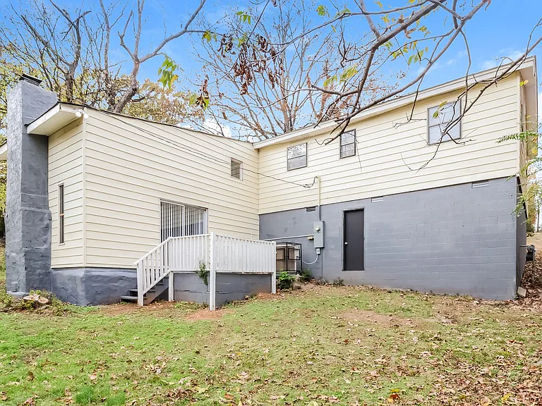 1421058_030_rear_view_13331856.jpg