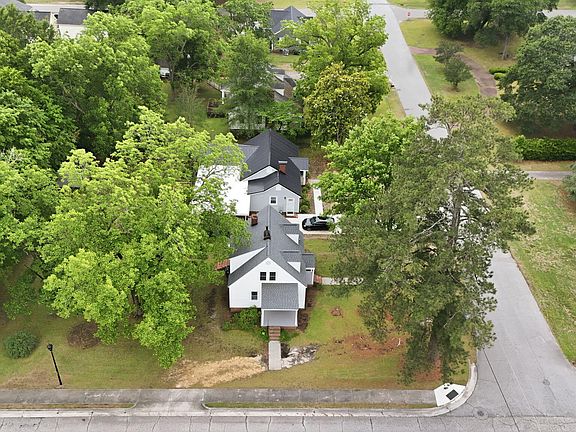 2nd image of 1001 S 9th St