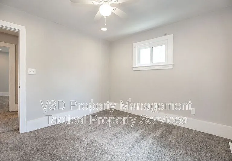 3692 E 147th St #DOWN — Photo 3