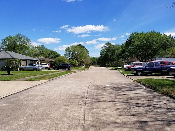 5th image of 5102 Woodville Ln