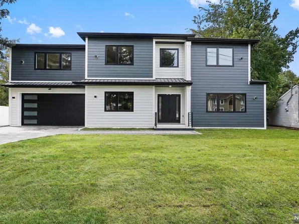 367 5th Ave, River Edge, NJ 07661